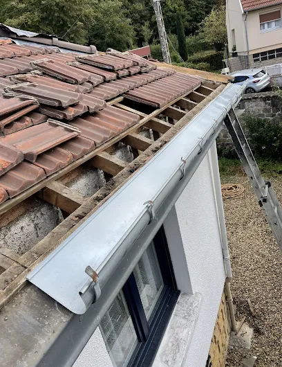 Image de Jm pro renov couvreur à Sedan : Rénovation & démoussage de toiture / Gouttière | Peinture toit